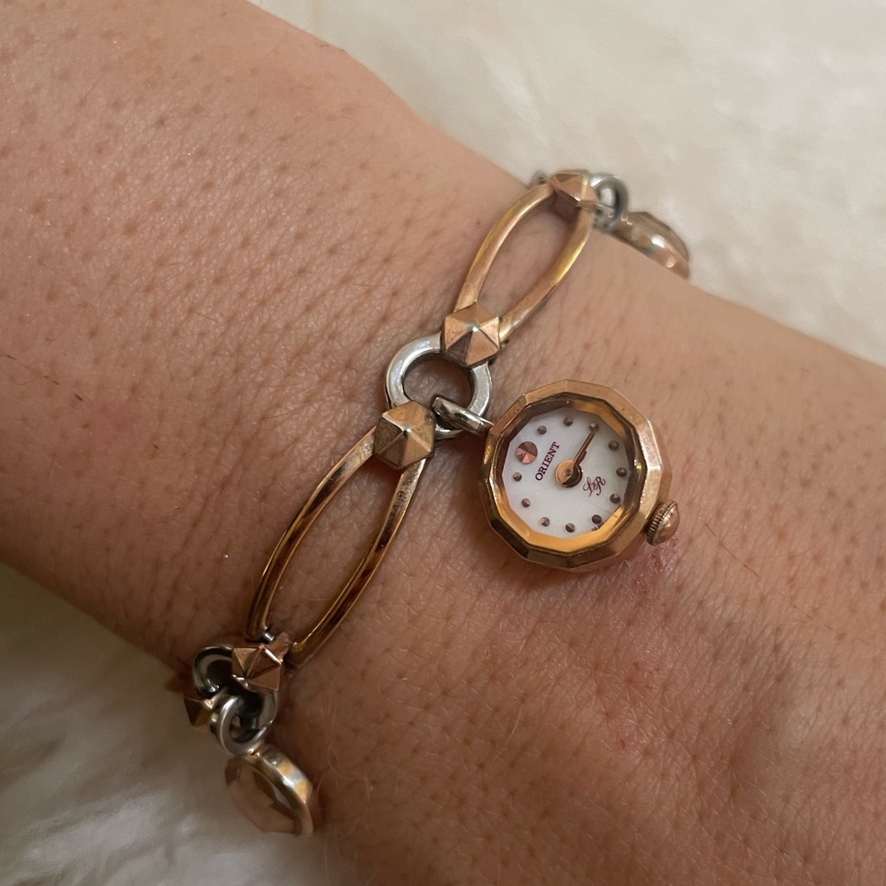 Orient Quartz Lady Rose